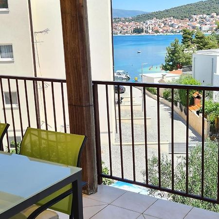 Apartman Varga Trogir Kültér fotó